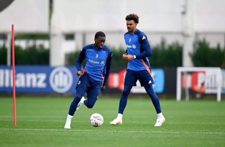 Jogadores da Lazio durante treinamento da equipe - Foto: Divulgação