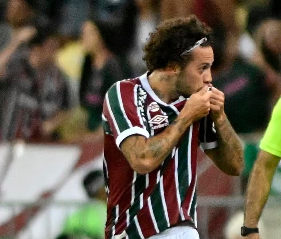 Renato Gaúcho: Guga comemora gol da vitória do Fluminense contra o Vasco — Foto: André Durão