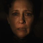 Vera Farmiga como Lorraine Warren em 'Invocação do Mal 4' - Foto: Youtube/Warner Bros.