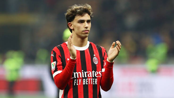 João Félix no Milan - Foto: Marco Luzzani/Getty Images