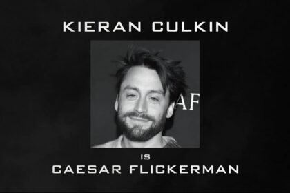 Stanley Tucci tornou Caesar inesquecível — e agora Kieran Culkin assumirá o papel inteiramente - Foto: Reprodução/ X @TheHungerGames