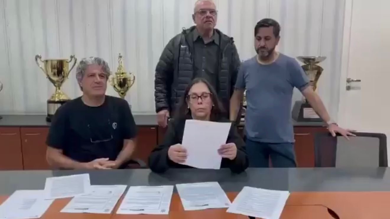 Maria Angela durante vídeo gravado anunciando o afastamento de Romeu Tuma Foto: Reprodução/ vídeo (luissfabiani)