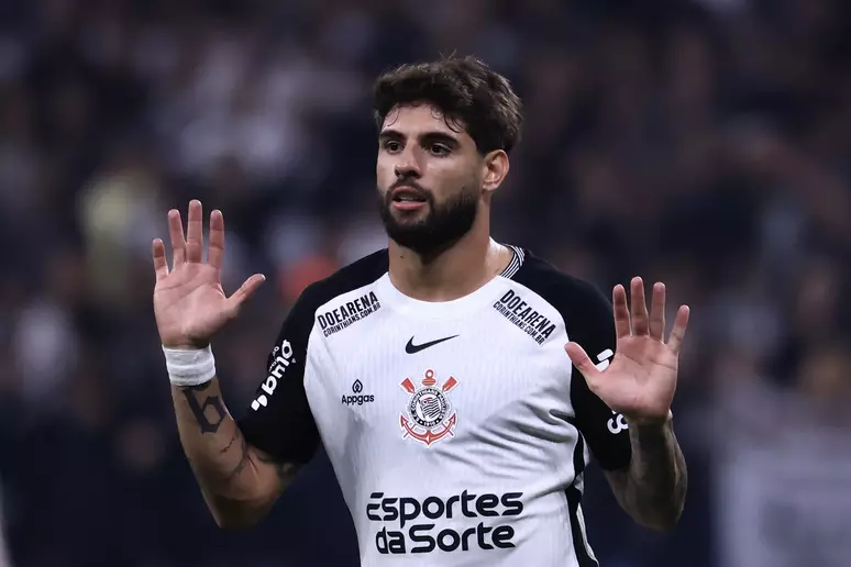 Yuri Alberto em campo pelo Corinthians - Foto: MARCELLO ZAMBRANA/AGIF