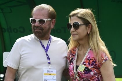 Reinaldo Carneiro Bastos, presidente da FPF, e Leila Pereira, presidente do Palmeiras — Foto: Marcos Ribolli