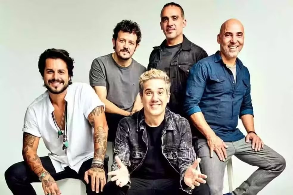 Banda Jota Quest é formada por Rogério Flausino (vocal), Marco Túlio (guitarra), PJ (baixo), Márcio Buzelin (teclado) e Paulinho Fonseca (bateria) — Foto: Divulgação