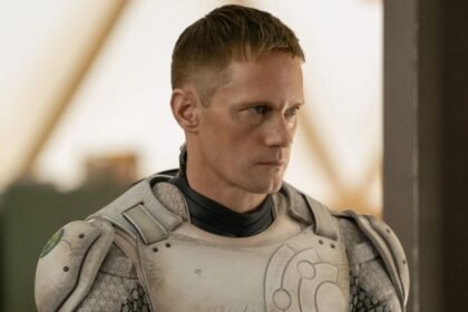 Alexander Skarsgård na série Diários de um Robô-Assassino - Foto: Divulgação/ Apple TV+