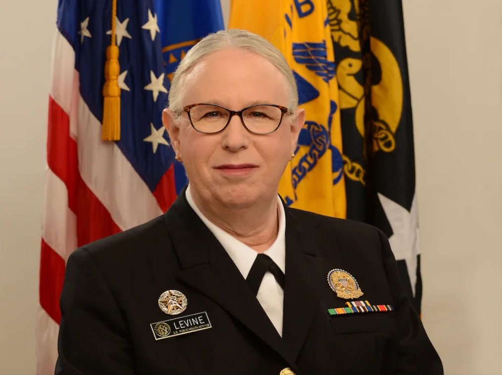 Rachel Levine, primeira mulher transgênero, se disse honrada em pronunciamento após sua nomeação a Almirante - Foto: Reprodução