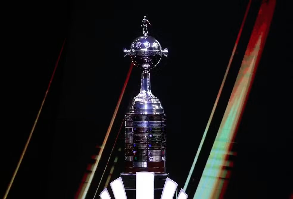 Troféu Libertadores: sorteio das fases finais do torneio de 2025 - Foto: Cesar Olmedo/Reuters