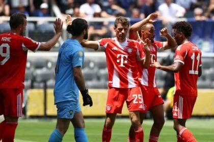 Thomas Müller fez dois gols diante do Auckland - Foto: Reuters