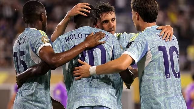 Juventus comemora gol contra o Al Ain - Foto: REUTERS/Carlos Barria