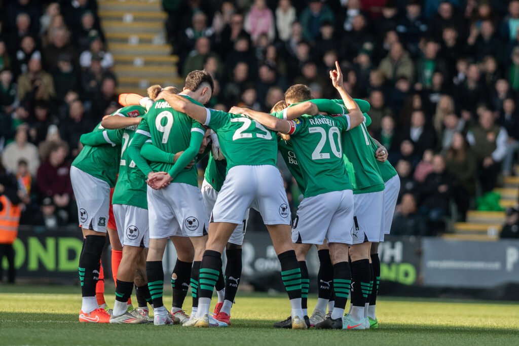 Time inglês que Bale quer comprar - Foto: Plymouth Argyle Images