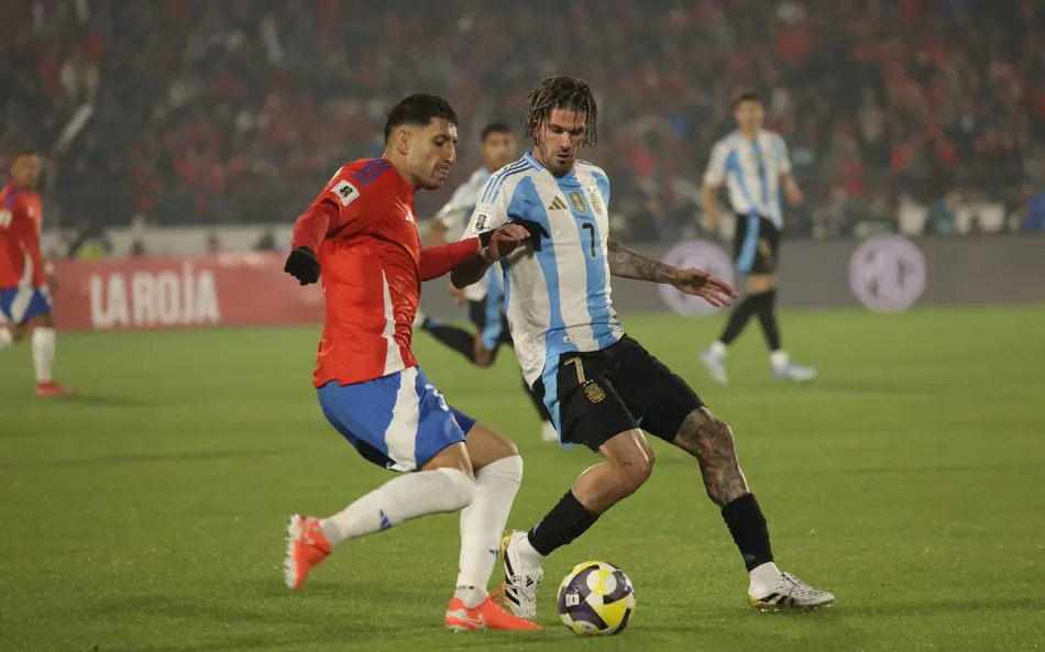 Argentina foi até Santiago na noite desta quinta-feira (5) e venceu o Chile por 1 a 0, em partida válida pela 15ª rodada das Eliminatórias Sul-Americanas da Copa do Mundo de 2026 - Foto: Divulgação/Instagram