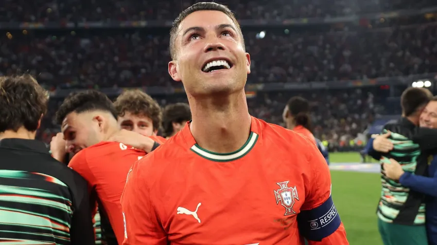 Cristiano Ronaldo se emociona após o título da Nations conquistado por Portugal - Foto: Divulgação/Uefa