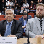 Augusto Heleno e seu advogado Matheus Mayer - Foto: Ton Molina/STF