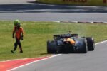 Lando Norris deixa o carro após bater no GP do Canadá - Foto: Clive Rose/Getty Images