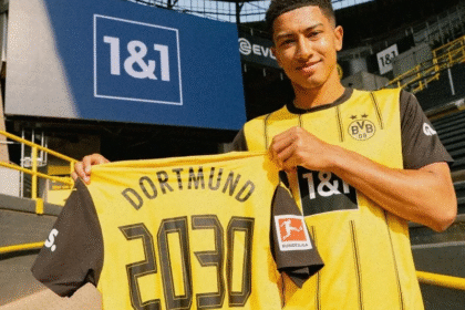 Apresentação de Jobe no Borussia Foto: Divulgação/Borussia Dortmund