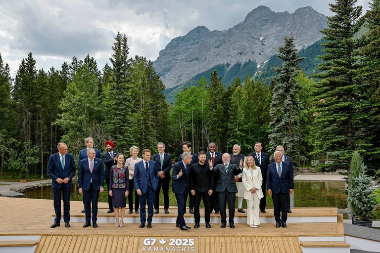 Foto oficial com os integrantes da sessão estendida da Cúpula do G7, no Canad/Foto: Ricardo Stuckert/PR