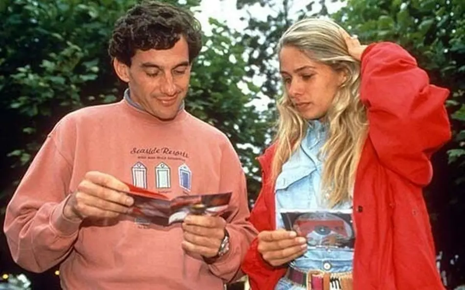 Adriane Galisteu e o piloto Ayrton Senna - Foto: Reprodução
