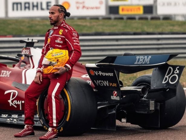 Lewis Hamilton, experiente piloto da escuderia Ferrari - Foto: FIA Images
