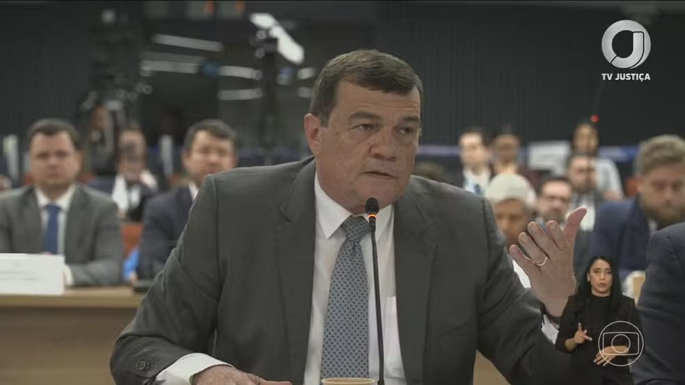 Paulo Sérgio Nogueira, ex-ministro da Defesa, pede desculpas por ter criticado o TSE - Foto: Jornal Nacional/ Reprodução