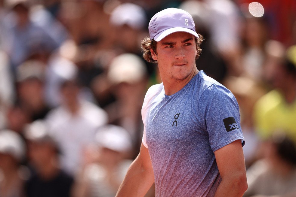 João Fonseca segue sem vitórias em torneios ATP. Foto: AFP