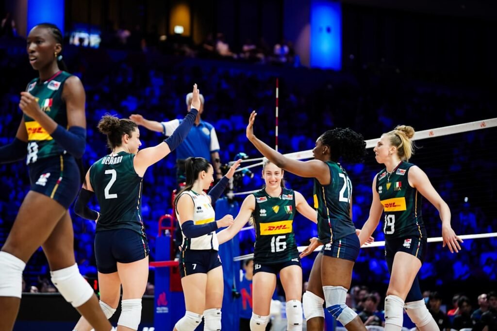Vitória suada no 1º set para as italianas - Foto: Reprodução/VNL Images