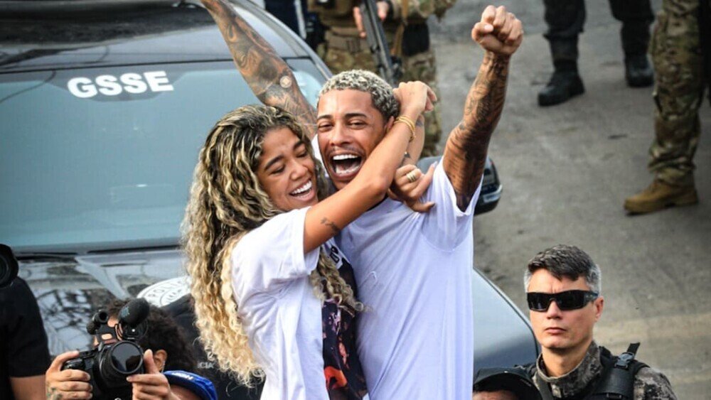 Vivi Noronha comemora a liberdade de MC Poze - Foto: Victor Chapetta/Agnews