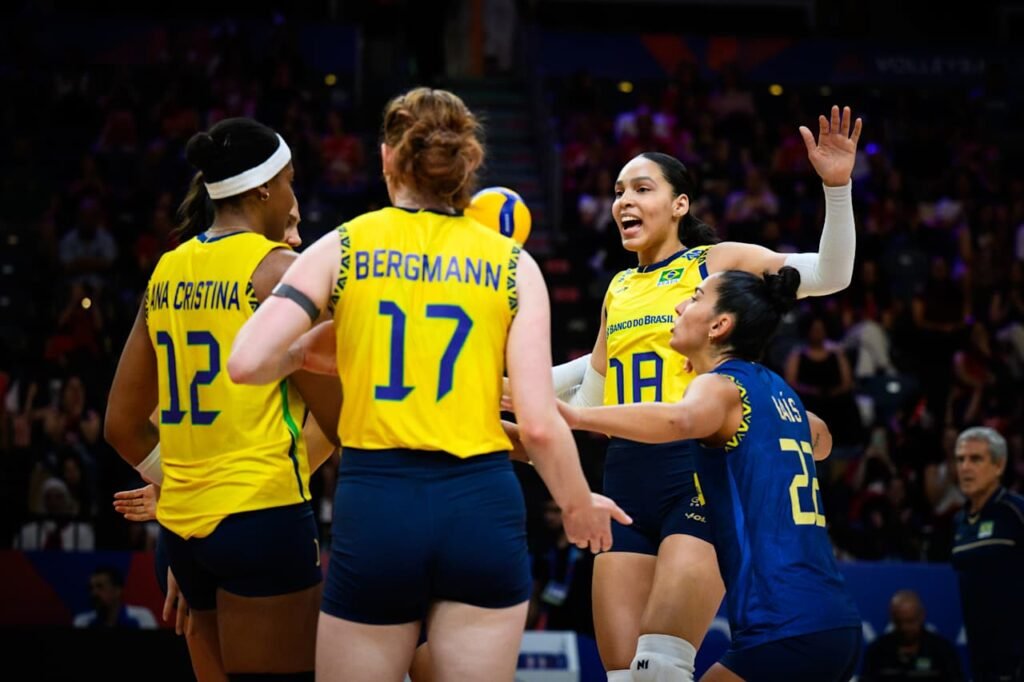 Brasil se recupera, vence o 2º set e empata o jogo contra as belgas – Foto: Reprodução/VNL Images