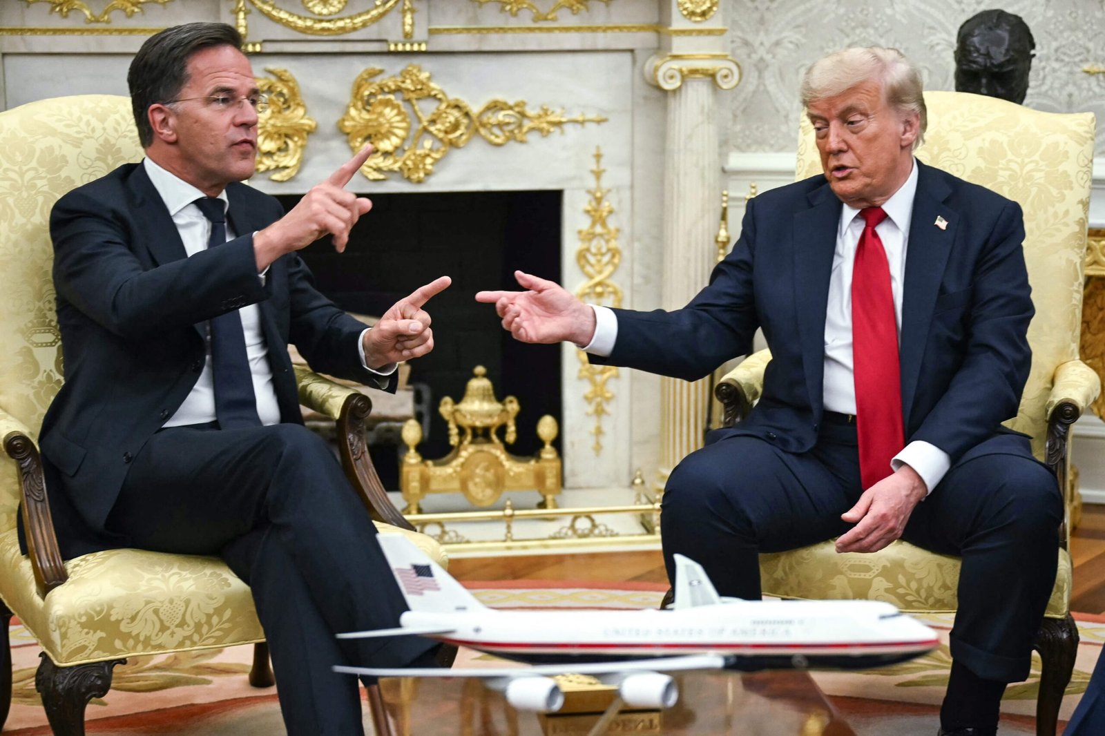 Antigos moradores reagem à sugestão de Donald Trump de entregar península à Rússia após 11 anos de ocupação - Foto: Reprodução/AFP