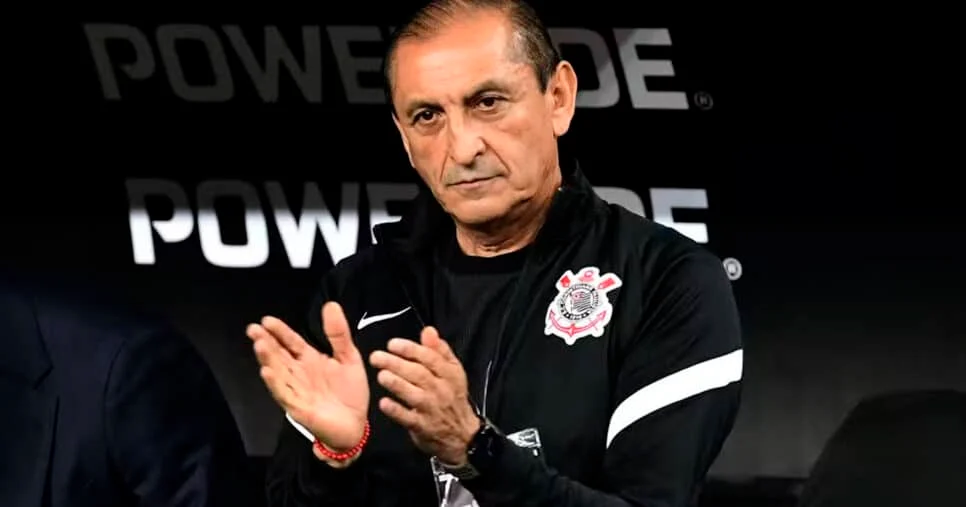 Ramón Díaz no Corinthians - Foto: Reprodução/Marcos Ribolli