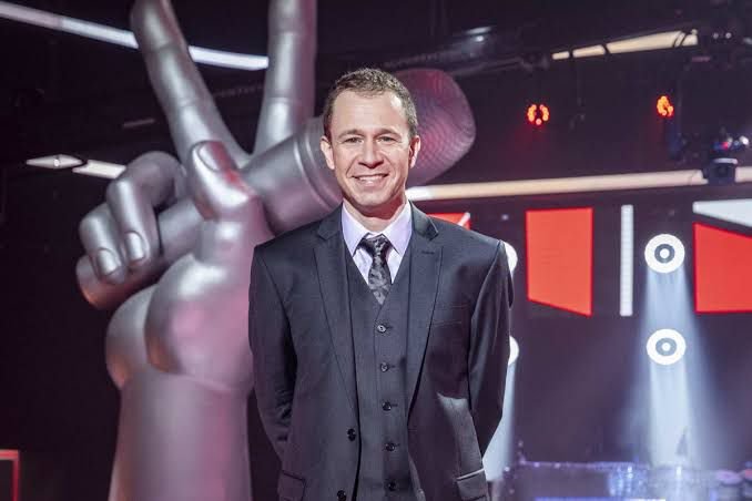 Tiago Leifer como apresentador do The Voice Brasil - Foto: Divulgação/TV Globo