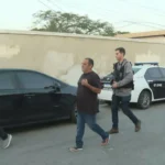 Edson Coelho, pai de Willian Coelho, em foto de quando foi alvo de operação da Polícia Civil e do MPRJ, em 2022 - Foto: Reprodução/ TV Globo