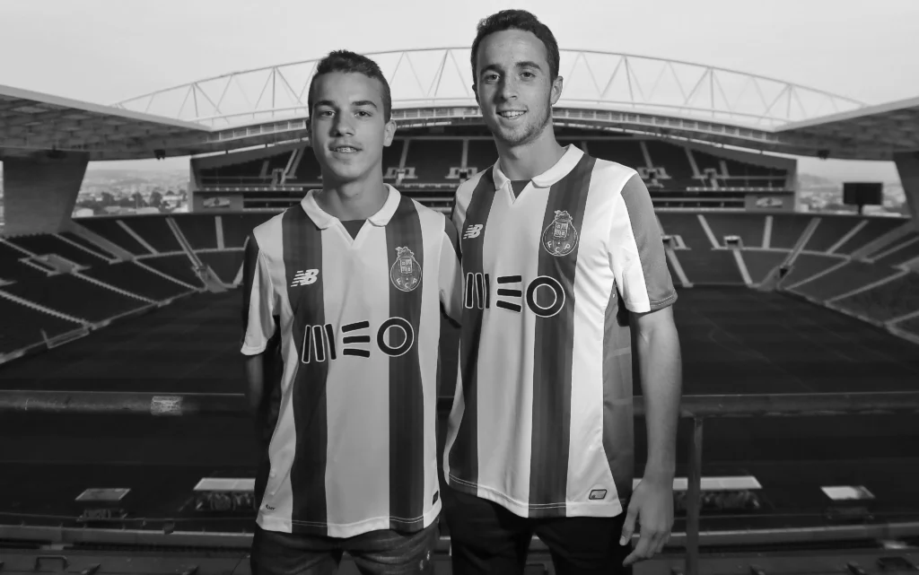 Os irmãos quando atuaram com a camisa do FC Porto - Foto: Reprodução/FC Porto