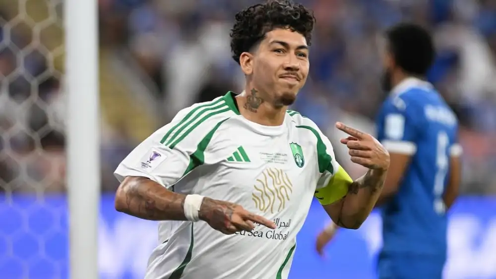 Firmino em atuação pela Liga dos Campeões da Ásia - Foto: Reprodução/Al-Ahli