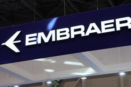 Stand da Embraer - Foto: Reprodução/Denis Balibouse