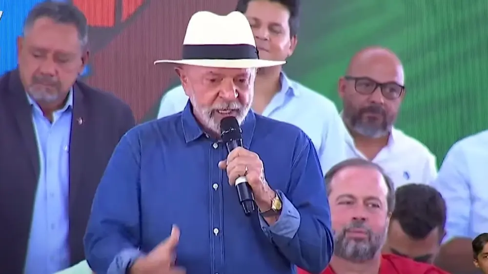 Lula rebate Trump sobre tarifaço e fala sobre prisão de Bolsonaro em evento de Minas Gerais