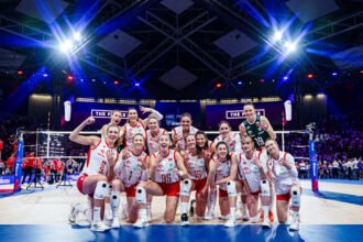 Polonesas e torcida mostraram sua força e avançam às semis do VNL Feminino de 2025 - Foto: Reprodução/VNL Images