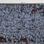 Torcida do Santos protesta contra atuação diante do Vasco da Gama - Foto: Theo Daolio/ Portal Ponto360