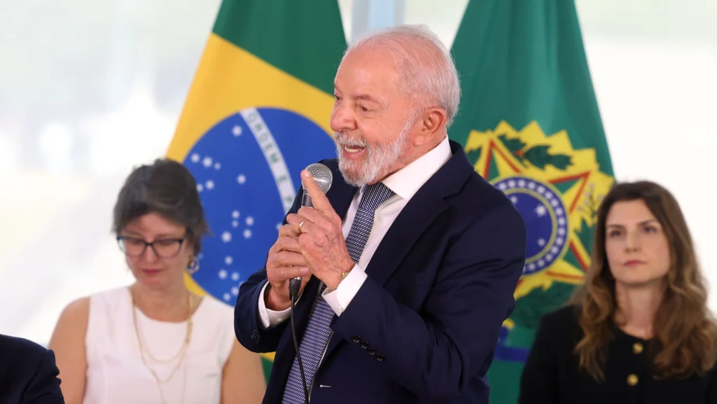 Presidente da República, Luiz Inácio Lula da Silva, durante posse de diretores de agências reguladoras, no Palácio do Planalto - Valter Campanato/Agência Brasil