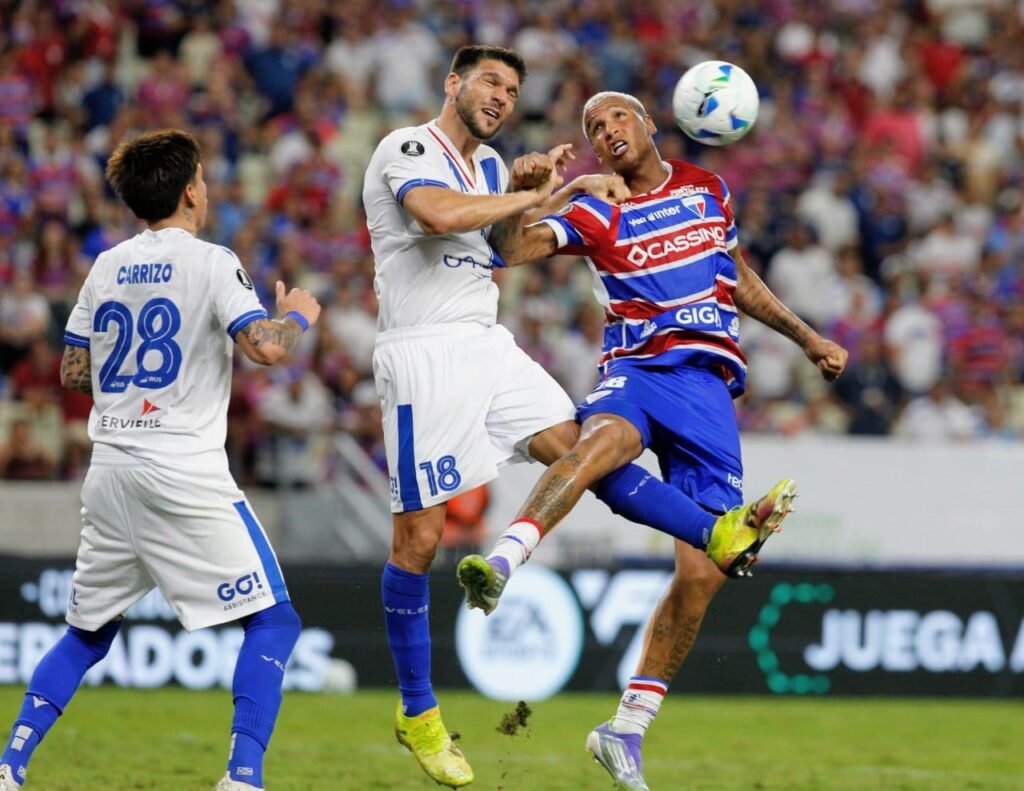 Vélez joga em casa buscando garantir-se na próxima fase do torneio - Foto: Reprodução/Kid Júnior