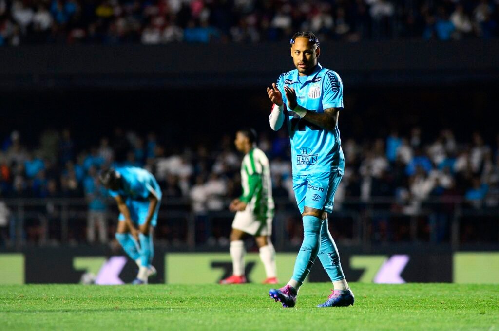 Neymar comemora vitória contra o Juventude - Foto: Reprodução/Santos FC