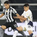 Savarino em campo no jogo entre Botafogo e LDU, pela Libertadores - Foto: Reprodução/Vítor Silva/Botafogo