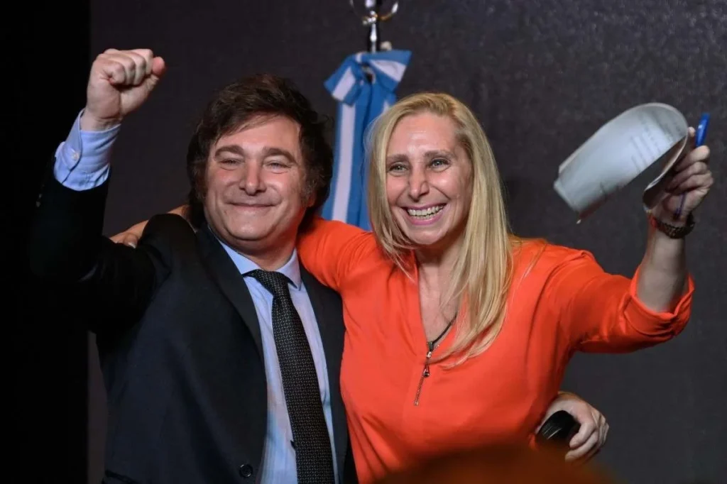 Javier e Karina Milei - Foto: Luis Robayo/AFP