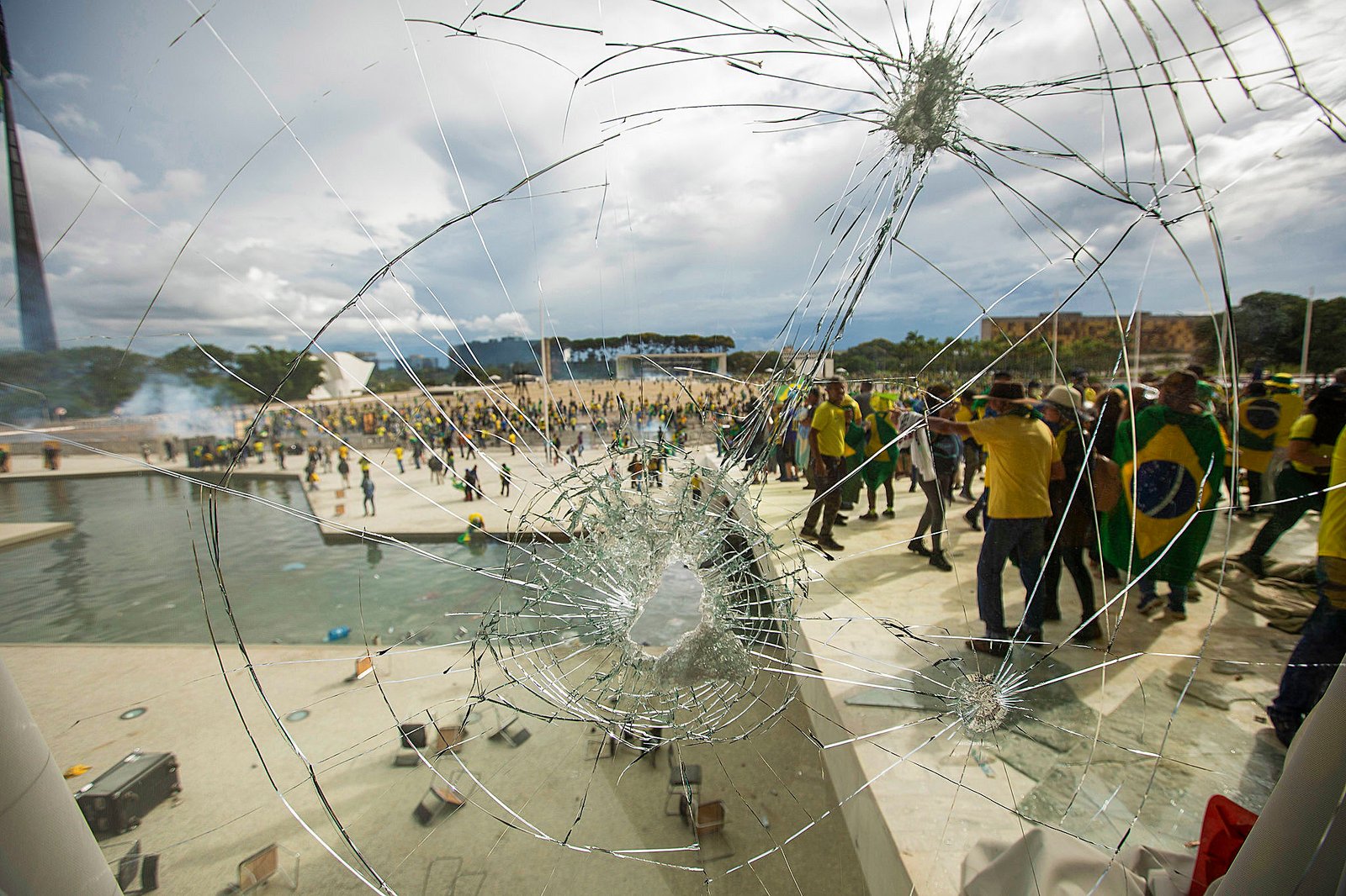 Invasão aos prédios do Congresso, Supremo Tribunal Federal e Palácio do Planalto, durante atos de 8 de janeiro de 2023 - Foto: Marcelo Camargo/Agência Brasil
