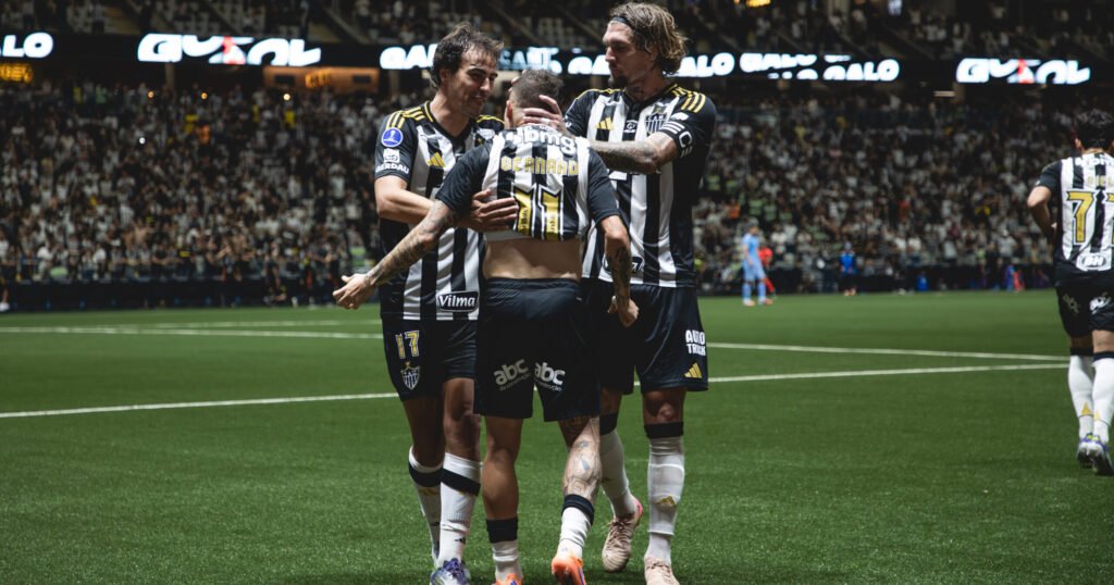 Atlético-MG garante vaga na semi-final da Sul-Americana com gol de Bernand
Foto: Pedro Souza / Atlético