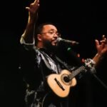 Dudu Nobre durante show na Feira das Nações de Santa Bárbara - Foto: Leandro Ferreira/g1