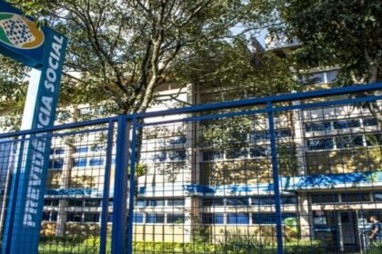 Lula sanciona lei para servidores do INSS - Foto: Agência Câmara de Notícias/Depositphotos