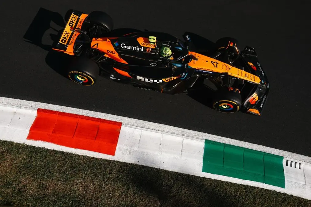Lando Norris liderou o TL2 em Monza - Foto: McLaren