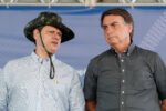 Governador de São Paulo, Tarcísio de Freitas, junto do ex-presidente Jair Bolsonaro. | REPRODUÇÃO: Alan Santos / PR