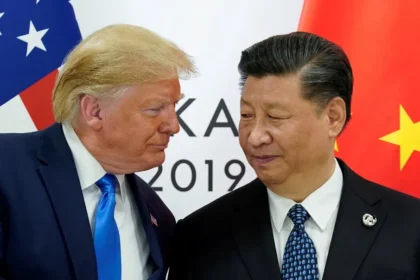 Presidente dos EUA, Donald Trump, ao lado do presidente da China, Xi Jinping. Foto: Kevin Lamarque/Reuters
